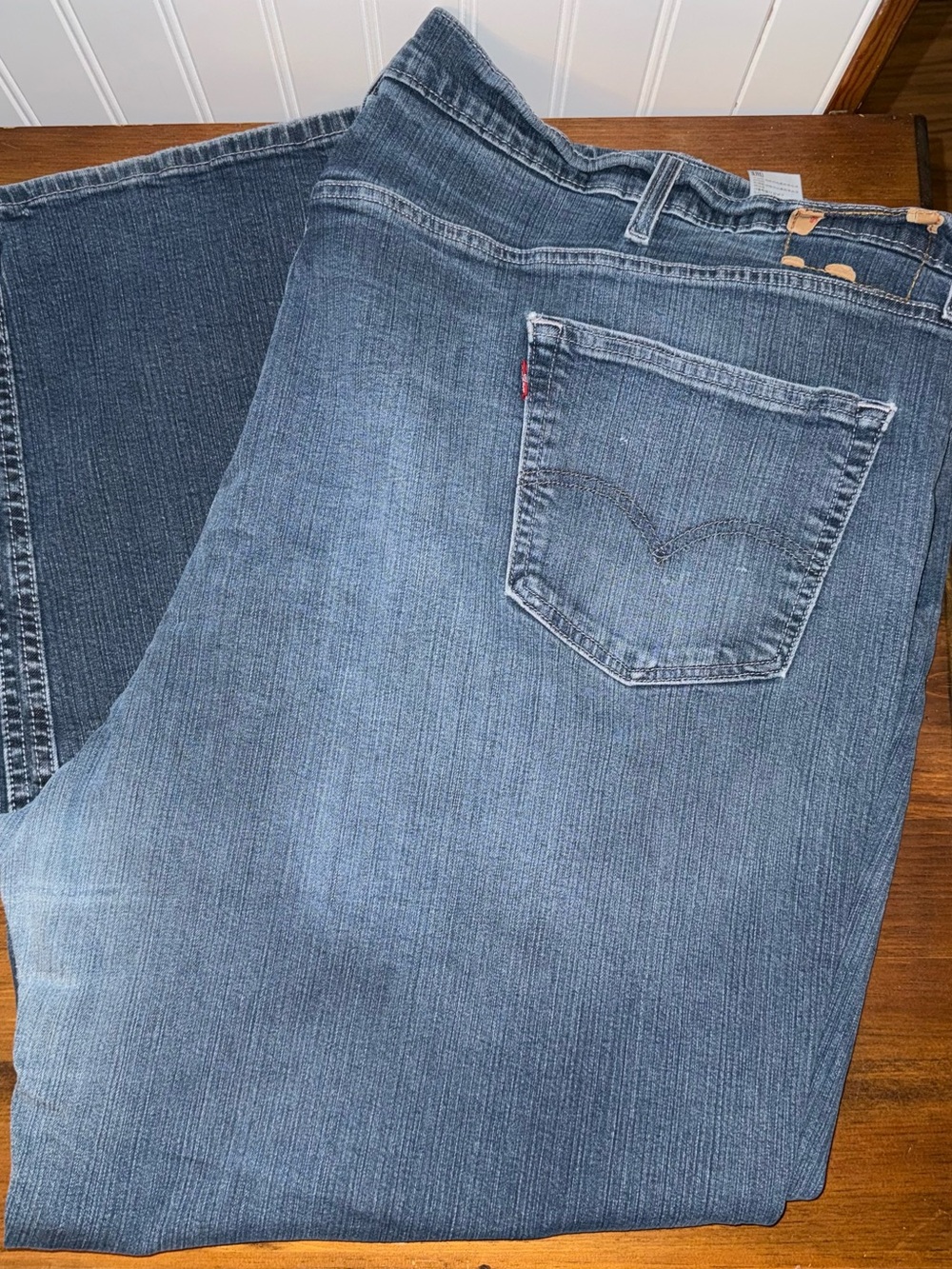 Levi's Relaxed Fit Dark Blue Denim Jeans
